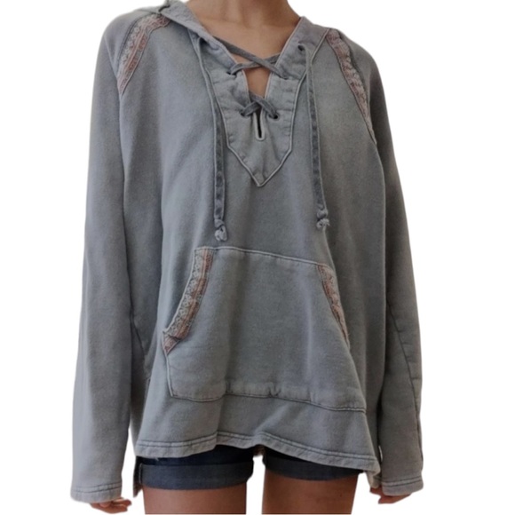 Vintage Havana Tops - Vintage Havana Baja Hoodie Pullover Embroidered Lace Up Hoodie Women’s Size S